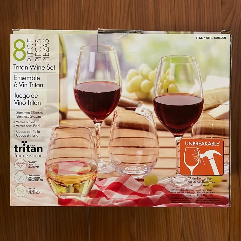 Tritan Wine (4) Stemmed & (4) Stemless Break Resistant Wine Glass Set